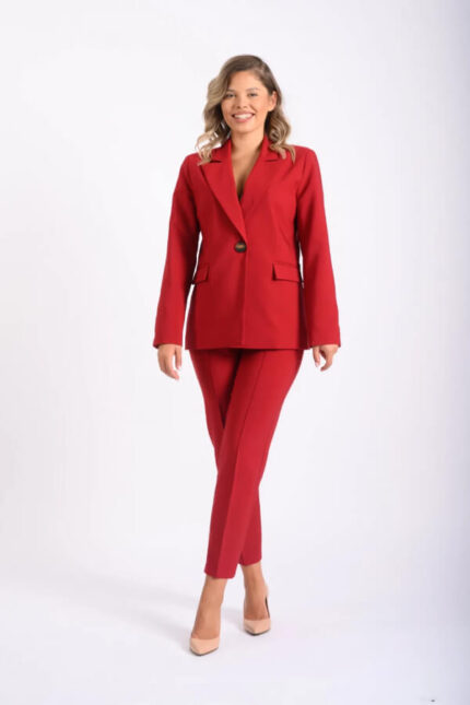costum elegant rosu